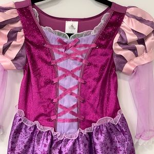 Gorgeous Rapunzel costume. Like new. From Disney store. Sz 7/8